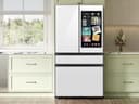 Bespoke AI 4-Door French Door AI Family Hub™ | AI Vision & Auto Open Door 23 cu.ft. view 10