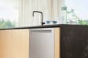 100 Series Dishwasher 24'' Stainless Steel Anti-fingerprint view 2