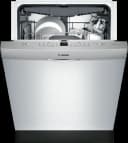 300 Series Dishwasher 24'' view 2
