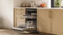 500 Series Dishwasher 24'' view 4