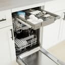 800 Series Dishwasher 17 3/4'' view 18