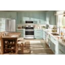 30-inch Gas Range with Crispy Mode and Griddle Zone view 3