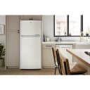 28-inch Wide Top-Freezer Refrigerator - 16.3 Cu. Ft. view 4