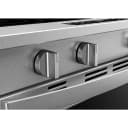 30-inch Electric Smart Range with Air Cooking Technology view 31