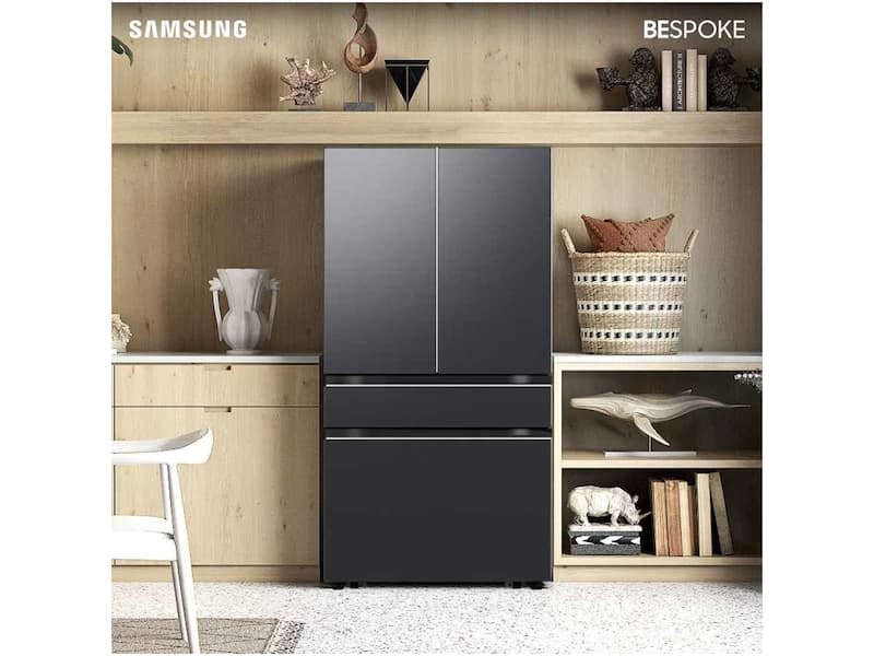 Bespoke 4-Door French Door Refrigerator (23 cu. ft.) with AutoFill Water Pitcher