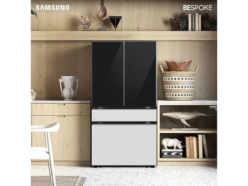 Bespoke 4-Door French Door Refrigerator (29 cu. ft.) with AutoFill Water Pitcher and Customizable Door Panel Colors