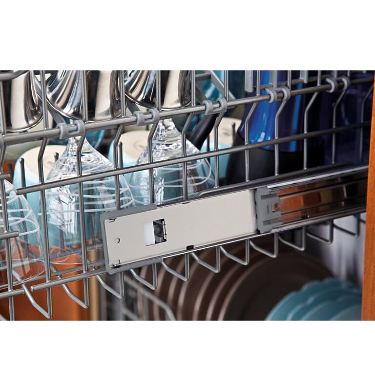 Built-In Dishwasher with Hidden Controls