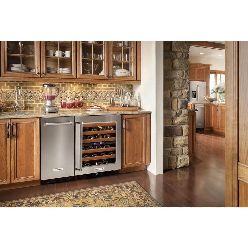 15" Automatic Ice Maker with PrintShield Finish