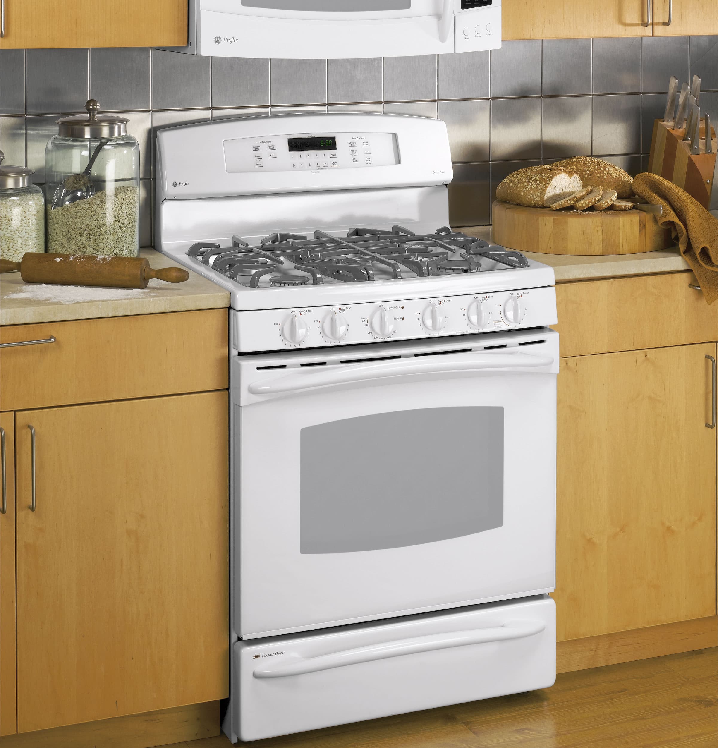 30" Dual-Fuel Range with Baking Drawer