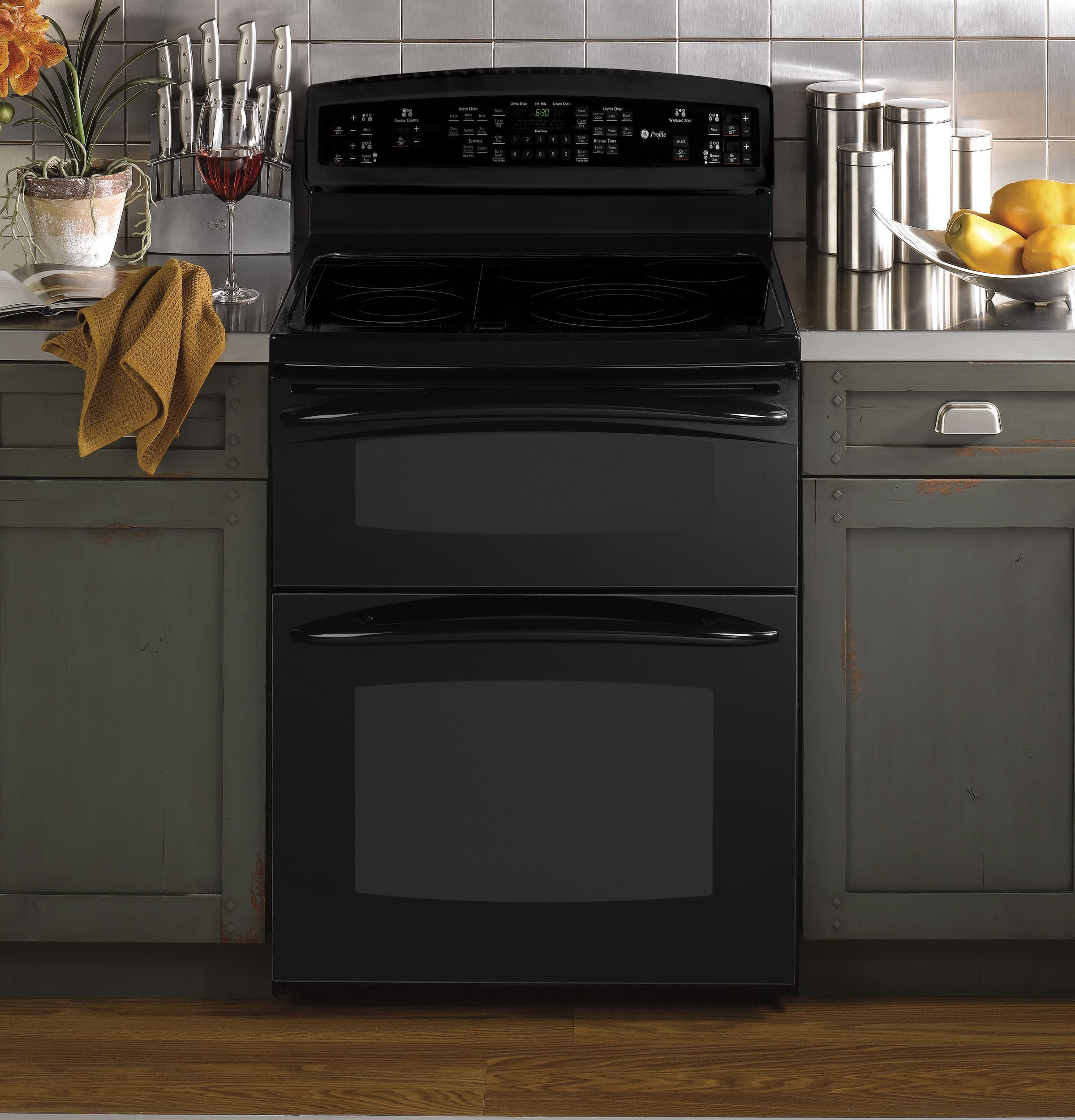 30" Free-Standing Double Oven Range